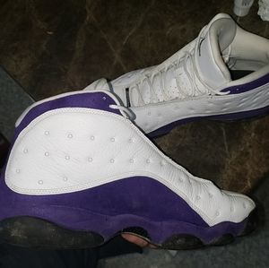 Jordan 13 retro lakers colorway size 13